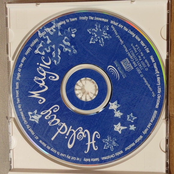 🎶 Pier 1 Imports Holiday Magic Music CD - Picture 3 of 4